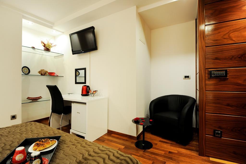 Main Street Studio And Rooms Zadar Pokoj fotografie
